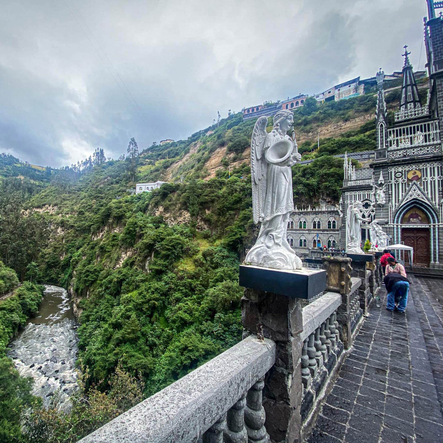  sacredtravel South_America Colombia Ipiales Sanctuary of Las Lajas