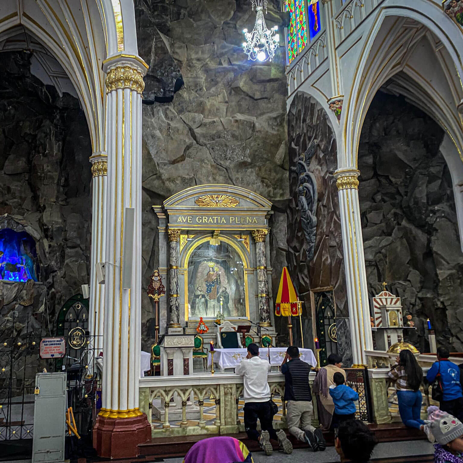 sacredtravel South_America Colombia Ipiales Sanctuary of Las Lajas