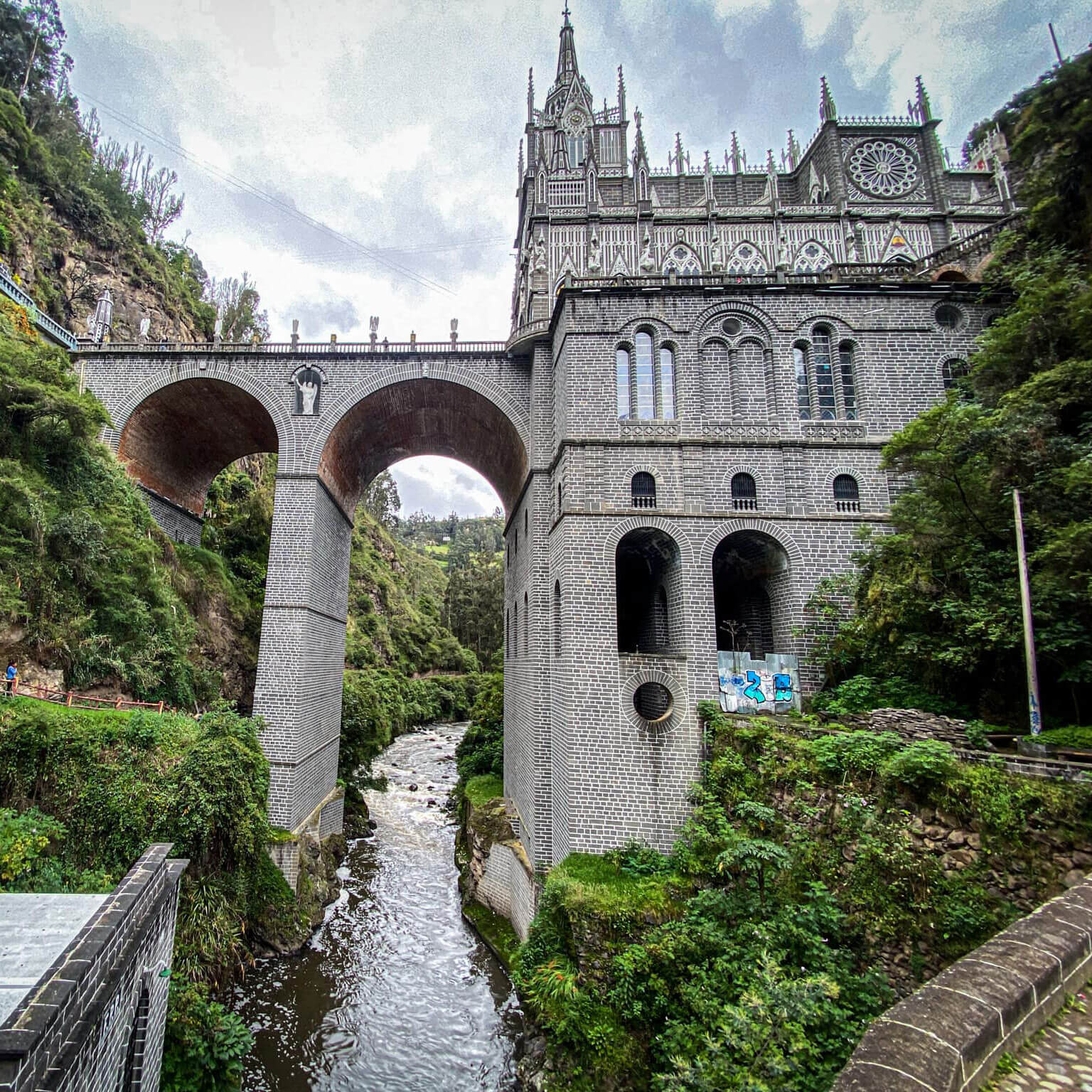  sacredtravel South_America Colombia Ipiales Sanctuary of Las Lajas